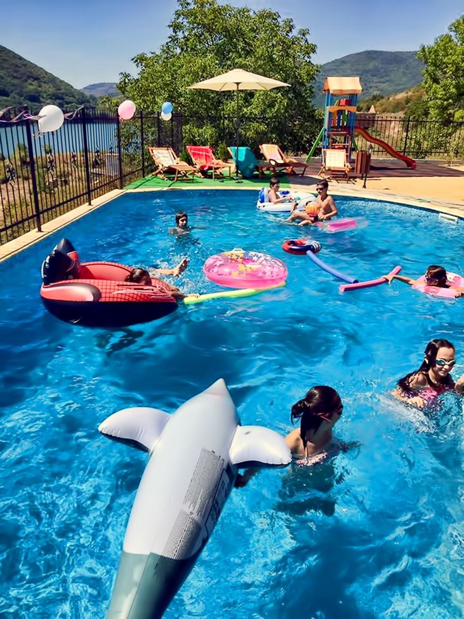 Eco House Kitana Hotel Asparukhovo  Bagian luar foto
