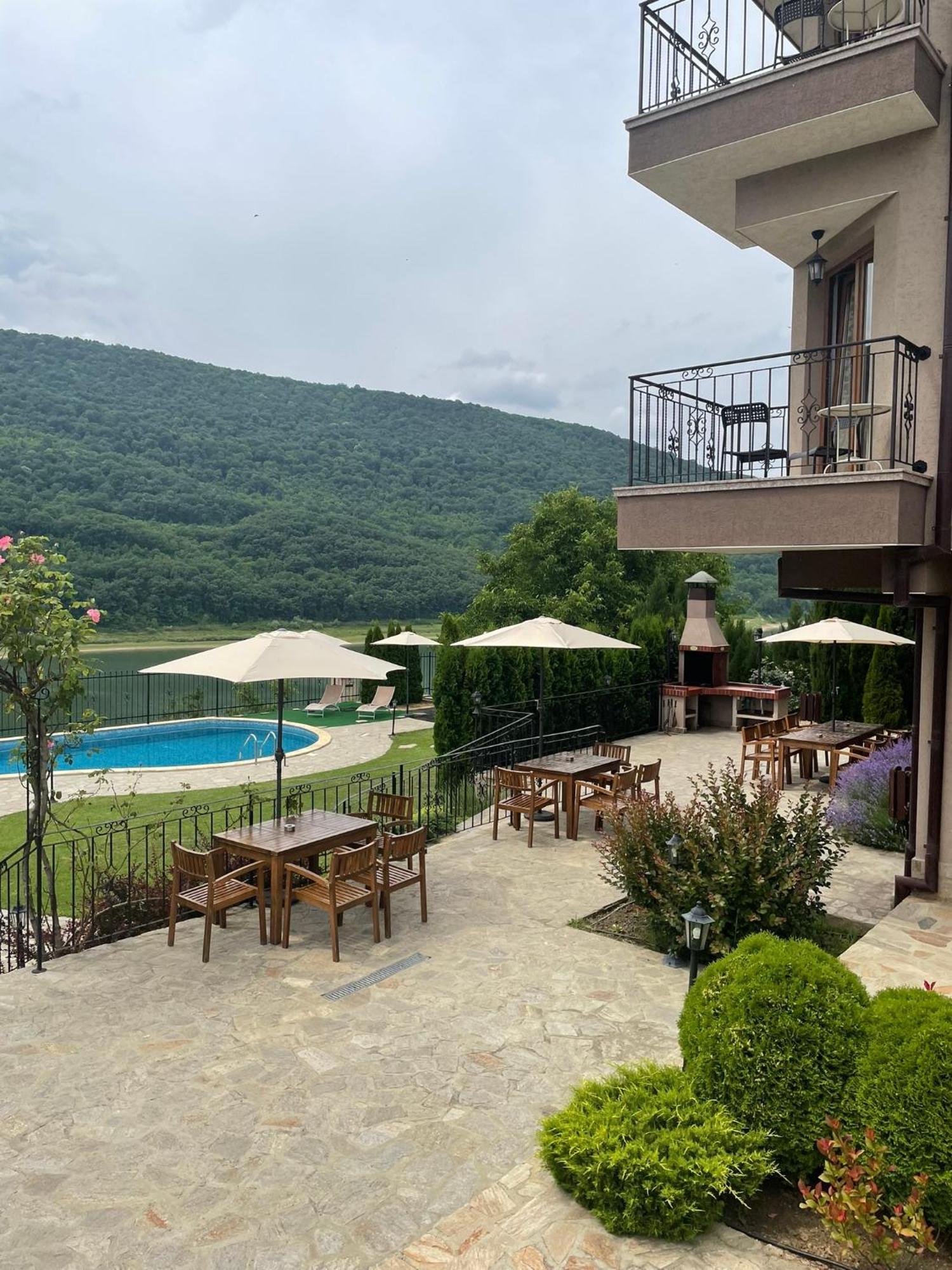 Eco House Kitana Hotel Asparukhovo  Bagian luar foto