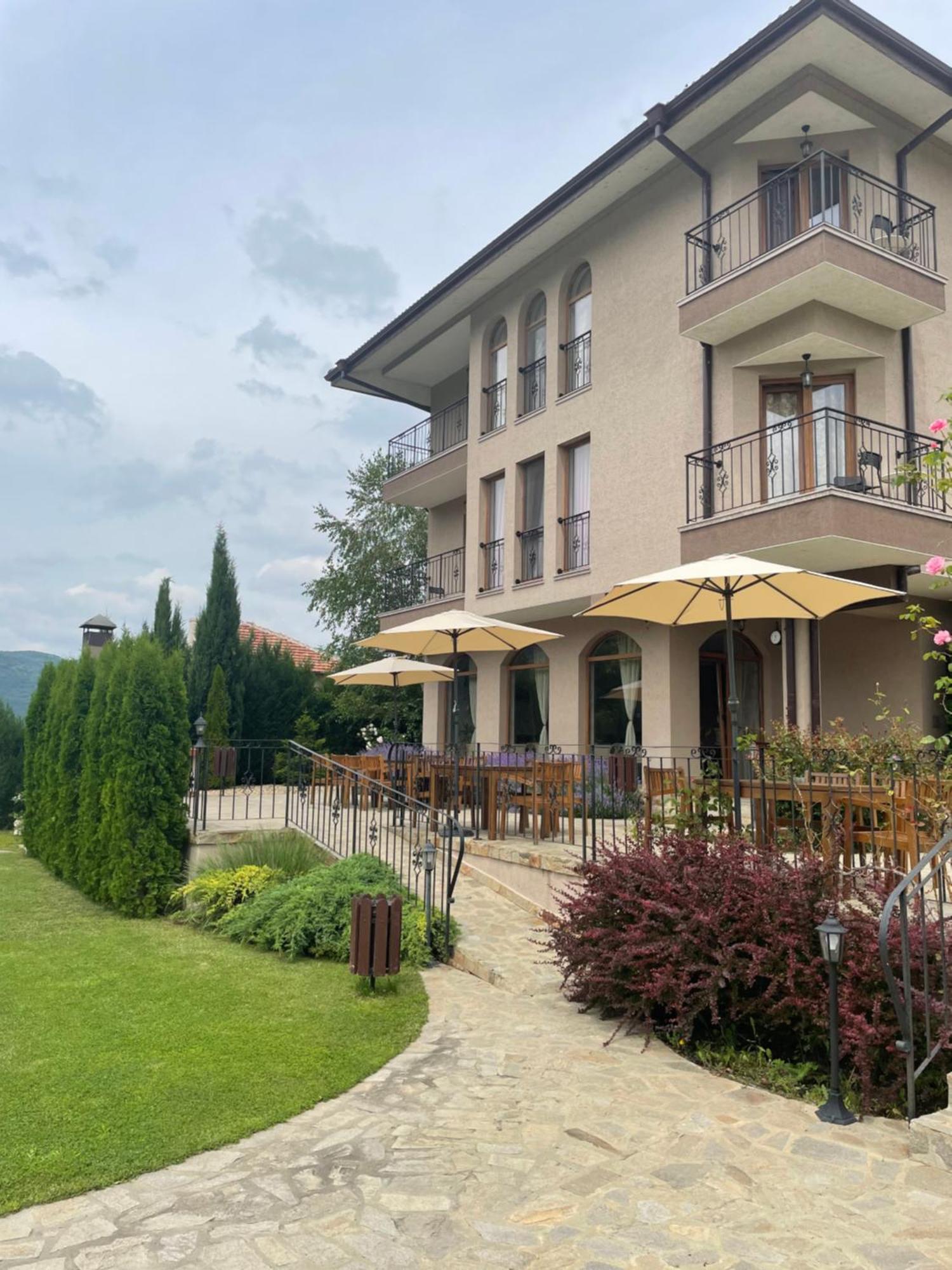 Eco House Kitana Hotel Asparukhovo  Bagian luar foto