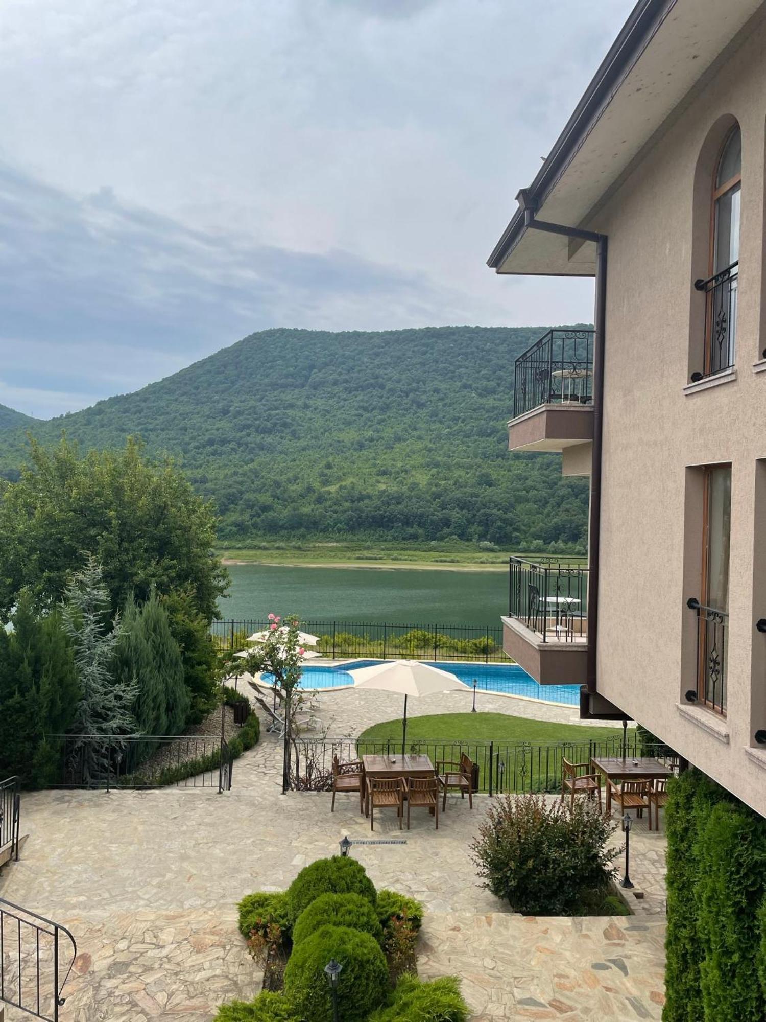 Eco House Kitana Hotel Asparukhovo  Bagian luar foto