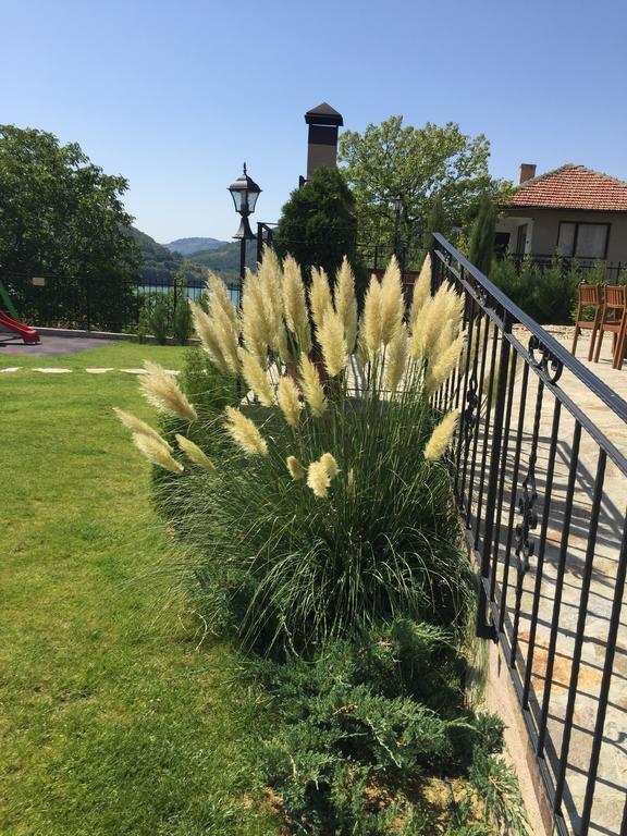 Eco House Kitana Hotel Asparukhovo  Bagian luar foto